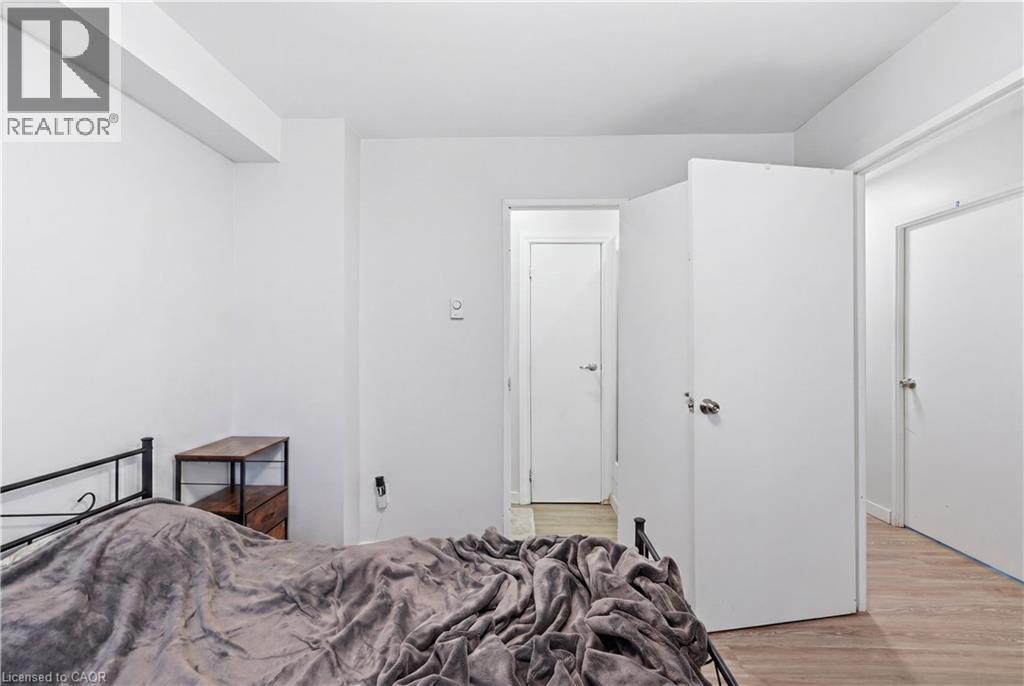 Residential Lease in Waterloo 3