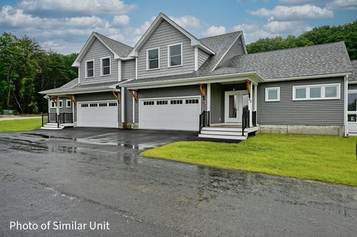 28 Kasnet Dr, Rye, NH, 03870-4404 | Card Image
