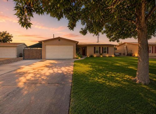 1031 E Court St, Blythe, CA, 92225-1209 | Card Image