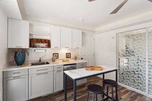 a-582 Fernando Dr, Novato, CA, 94945-3334 | Card Image