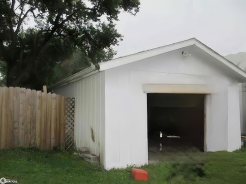 402 Illinois St, Bedford, IA, 50833-1416 | Card Image