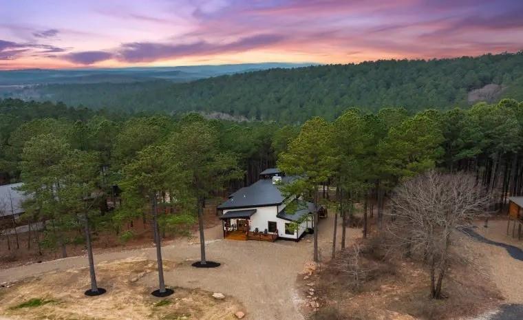 Pine Hills Rd, Broken Bow, OK 74728