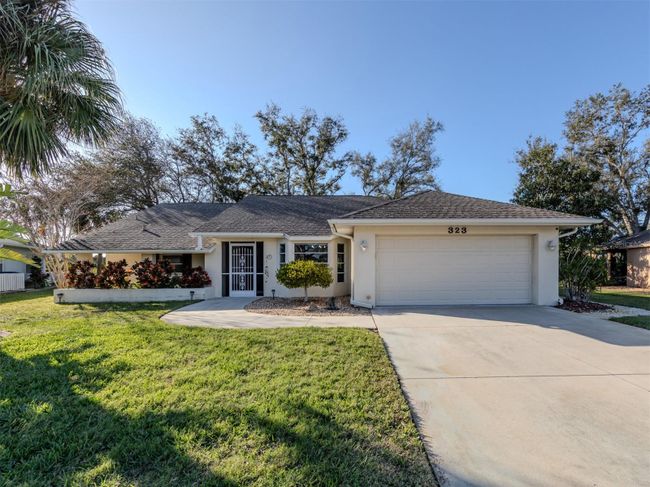 323 Woodvale Drive, House other with 3 bedrooms, 2 bathrooms and null parking in Venice FL | Image 1