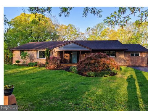 128 Mark Dr, POTTSTOWN, PA, 19465-7906 | Card Image