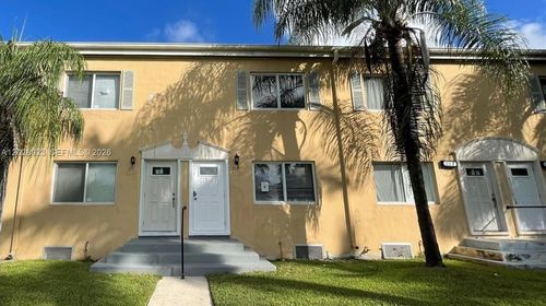 209-209 Nw 84th St, Miami, FL, 33150-2624 | Card Image