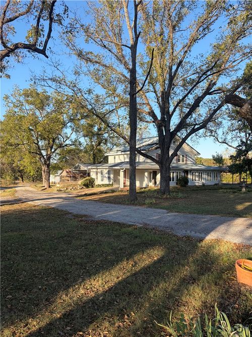 696 Highway 21 N, Berryville, AR, 72616-5052 | Card Image