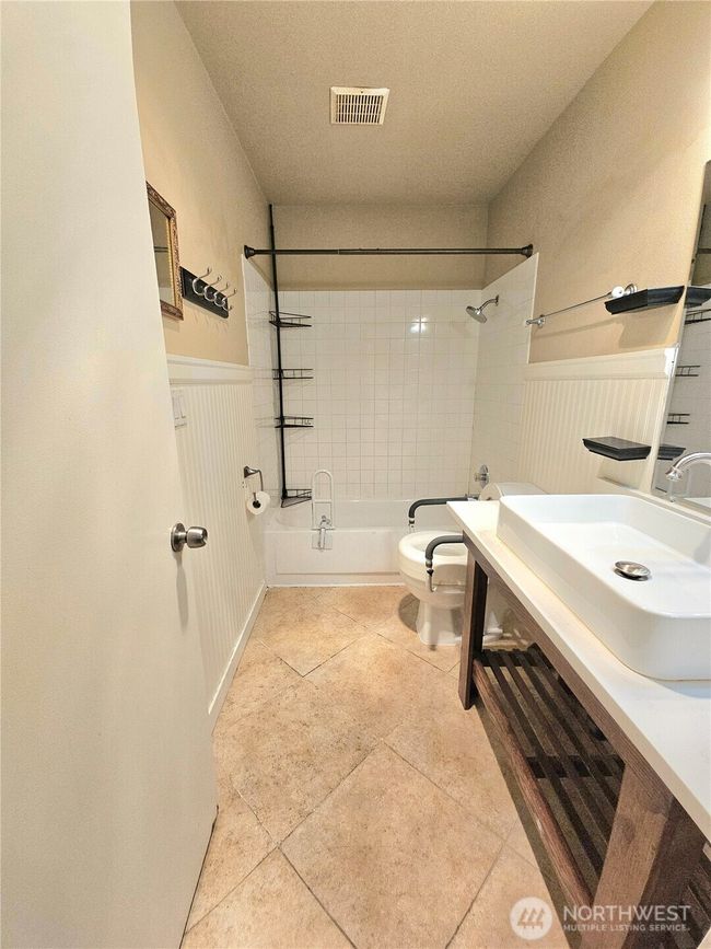 APT-104 - 7924 212 Th St Sw, Condo with 2 bedrooms, 1 bathrooms and 1 parking in Edmonds WA | Image 25