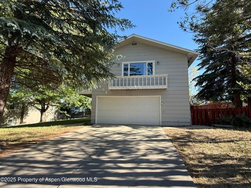 409 Clover Cir, Hayden, CO, 81639-5088 | Card Image