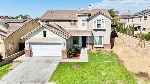 1562 Cheshire Dr, Perris, CA, 92571-3726 | Card Image