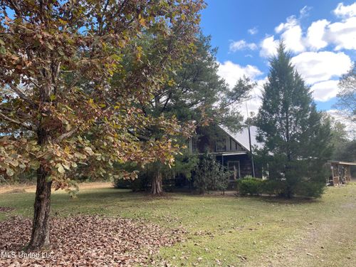 386 Old Highway 26 E, Perkinston, MS, 39573-3439 | Card Image