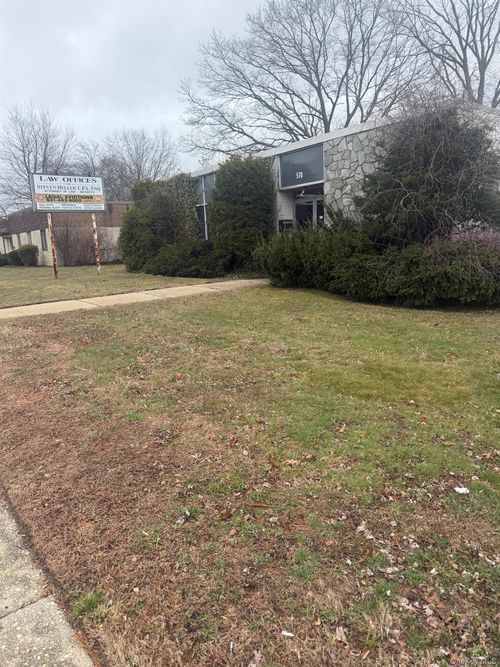 570 Long Island Ave, Deer Park, NY, 11729-4050 | Card Image