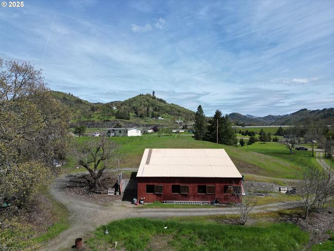6356 Dole Rd, House other with 4 bedrooms, 3 bathrooms and 2 parking in Myrtle Creek OR | Image 36
