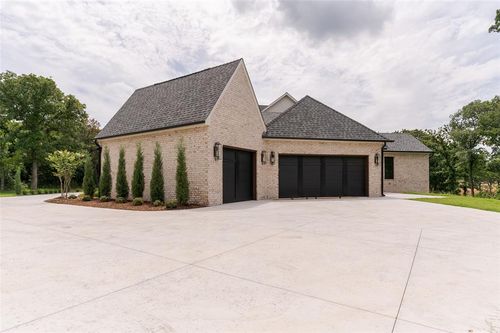 3005 Bee Hive Way, Jones, OK, 73049-4934 | Card Image