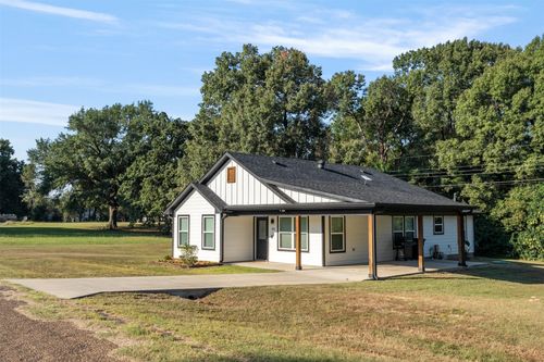 128 Crestwood Dr, Mabank, TX, 75156-8911 | Card Image