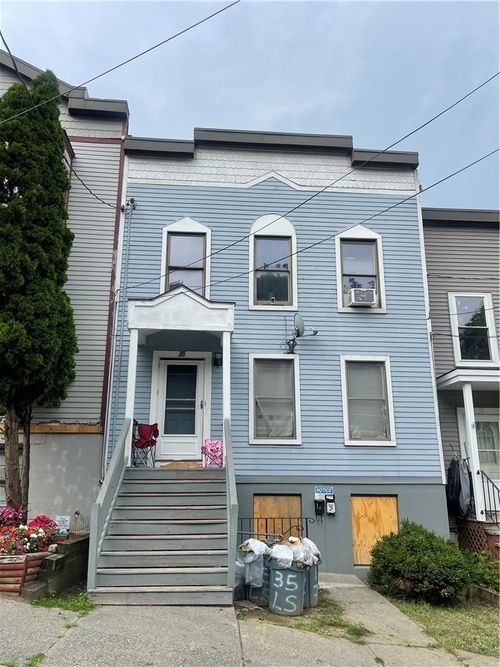 35 Liebel St, Albany, NY, 12202-1119 | Card Image