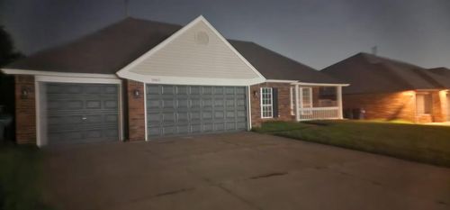 11813 Sw 3rd St, Yukon, OK, 73099-7103 | Card Image