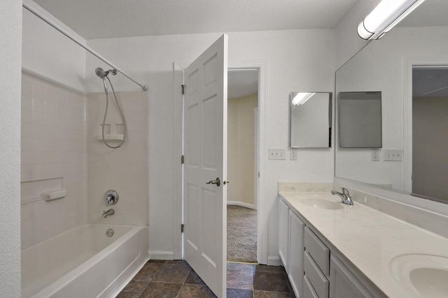 11007 65 Th St, House other with 5 bedrooms, 3 bathrooms and null parking in Kenosha WI | Image 25