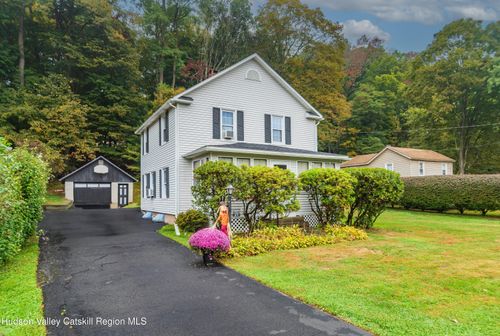 47 High St, Napanoch, NY, 12458-2810 | Card Image