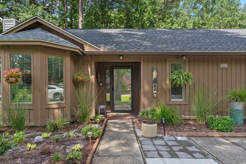 105 Hickory Dr, Conway, SC, 29526-8929 | Card Image