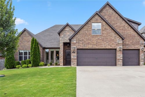 1531 Quailridge Way, Bentonville, AR, 72713-4479 | Card Image