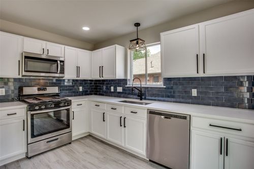 517 Dusty Leather Ct, Pflugerville, TX, 78660-3856 | Card Image