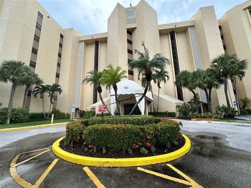 apt-104-7100 Radice Ct, Lauderhill, FL, 33319-4233 | Card Image