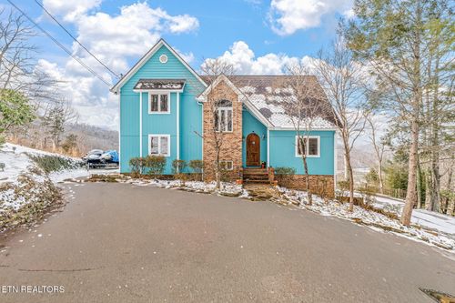 1368 N Shorewood Ln, Caryville, TN, 37714-3760 | Card Image