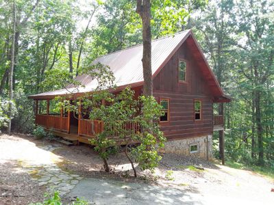 Front of Cabin | Image 1