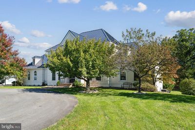 20104 Woodtrail Road, House other with 4 bedrooms, 4 bathrooms and null parking in ROUND HILL VA | Image 2