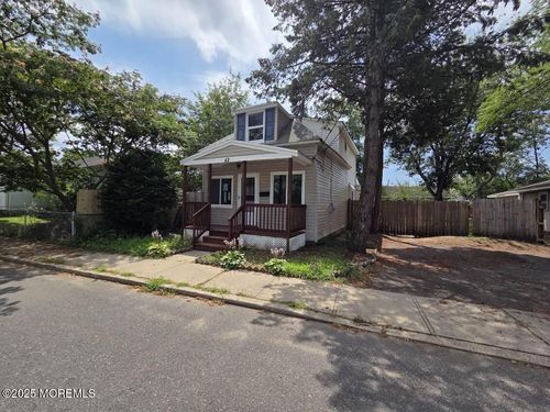 42 Linton Pl, Keansburg, NJ, 07734-2132 | Card Image