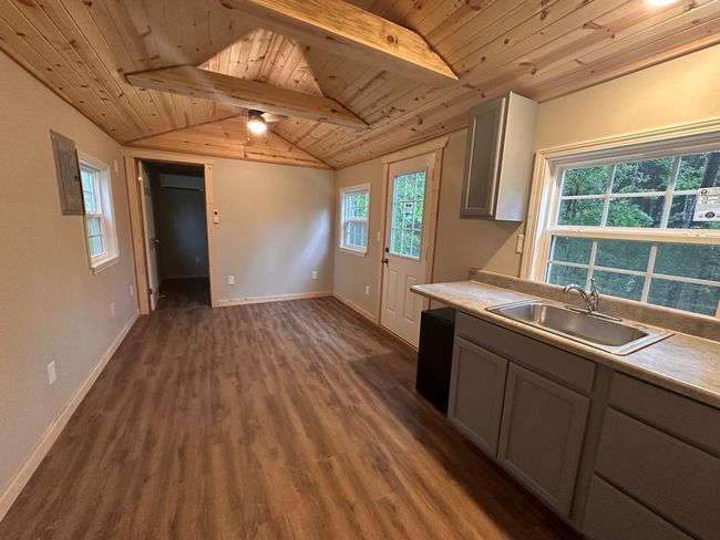 1019 Sunshine Ln, House other with 1 bedrooms, 1 bathrooms and null parking in Jamestown TN | Image 13