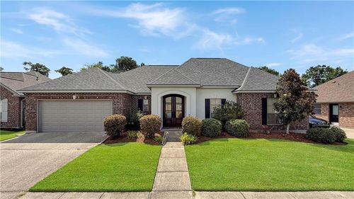 130 Braden Dr, Luling, LA, 70070-3093 | Card Image