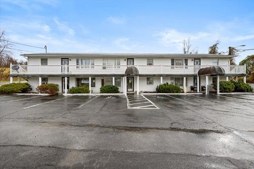 33424 Bunker Hill Ln, Glade Spring, VA, 24340-5172 | Card Image