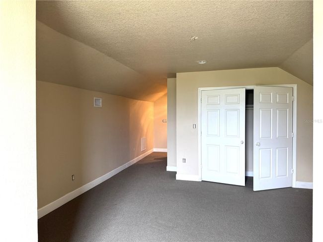 Bonus room or 5th bedroom with en-suite | Image 17