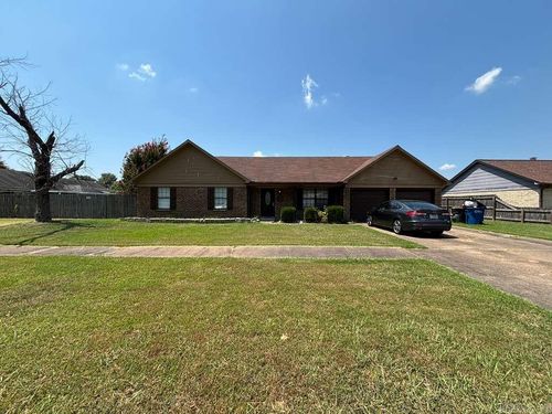 1002 Clement Rd, West Memphis, AR, 72301-2450 | Card Image