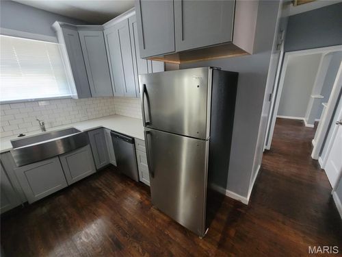 2965 Kincaid Ave, Saint Louis, MO, 63114-4538 | Card Image