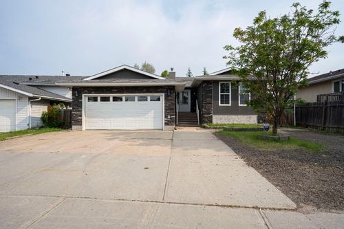 106 Cruickshank Rd, Fort Mcmurray, AB, T9K1L3 | Card Image