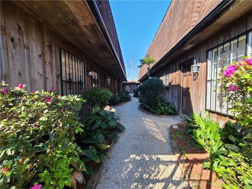 apt-n-9 Whitney Ave, Harvey, LA, 70058-5301 | Card Image
