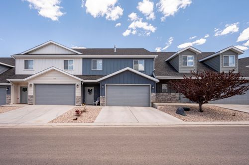 b-1548 W Pyrite Ln, Cedar City, UT, 84720-1408 | Card Image