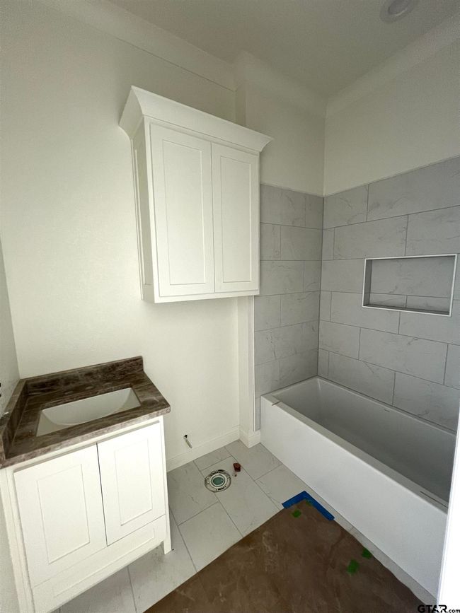 11429 Zoe Cir, House other with 4 bedrooms, 3 bathrooms and null parking in Flint TX | Image 14