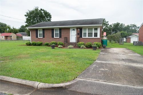 1112 E 10th St, Lumberton, NC, 28358-5031 | Card Image