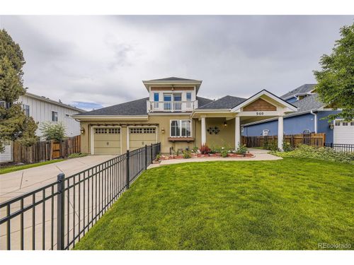 940 Kearney St, Denver, CO, 80220-4526 | Card Image