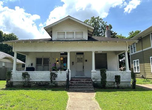 1335 Faxon Ave, Memphis, TN, 38104-6812 | Card Image