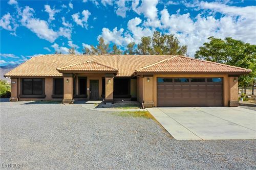 3051 S Rainbow Ave, Pahrump, NV, 89048-6423 | Card Image