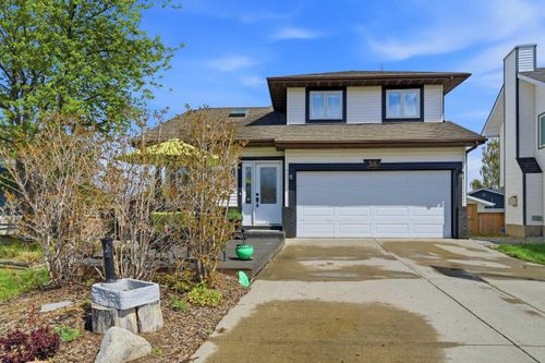 38 Sandpiper Way Nw, Calgary, AB, T3K3C6 | Card Image