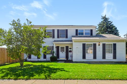 612 Dussel Dr, Maumee, OH, 43537-2412 | Card Image