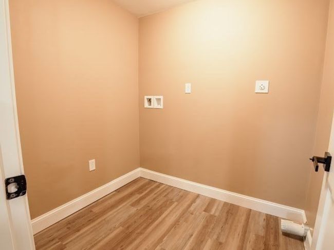 45 Winslow St, House other with 3 bedrooms, 3 bathrooms and 2 parking in Gardner MA | Image 16