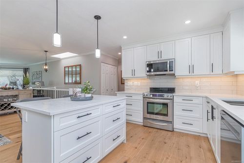 3406 Tunnah Rd, Nanaimo, BC, V9T2V9 | Card Image
