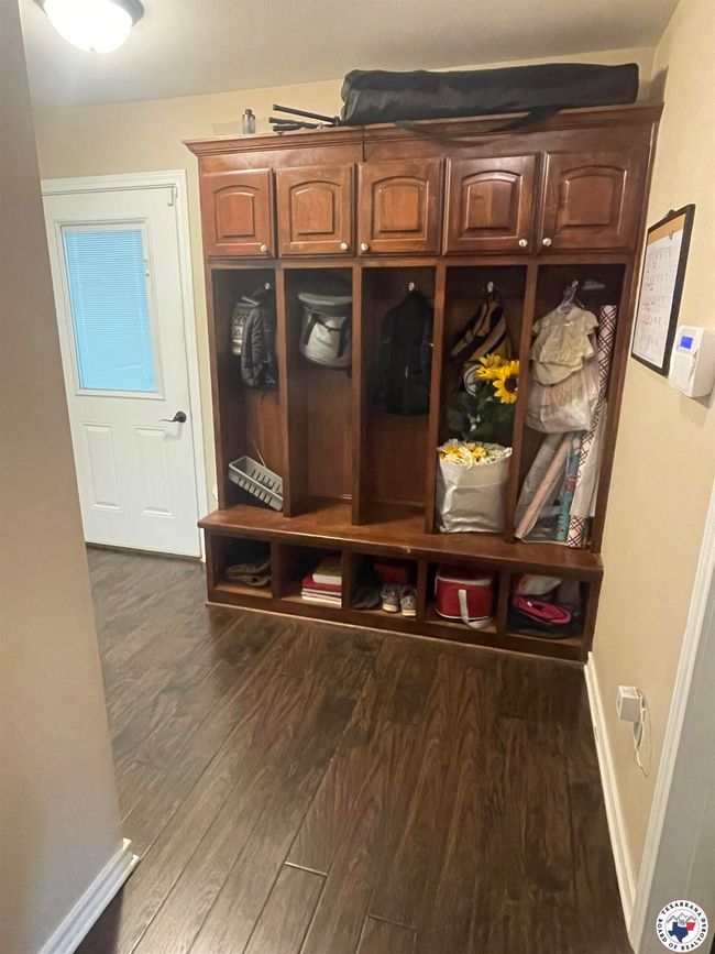 610 Stoneridge, House other with 4 bedrooms, 2 bathrooms and null parking in Queen City TX | Image 6