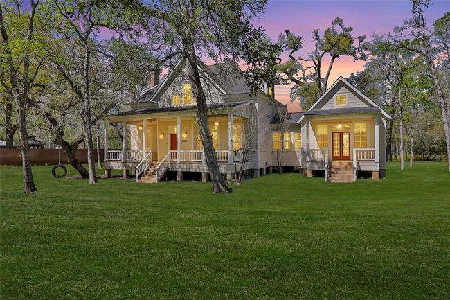 20802 Pecan Bend Rd, House other with 4 bedrooms, 4 bathrooms and 3 parking in Damon TX | Image 4